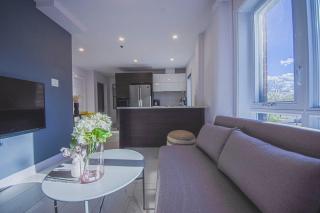 208 - Modern Cozy Bright Apt with 2BR,Gym,Prking,DT&Airport - 4