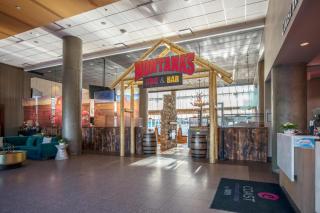 Coast Chilliwack Hotel by APA - 5