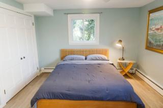 Manchester by the Sea|Outdoor Fireplace|King Bed - 6