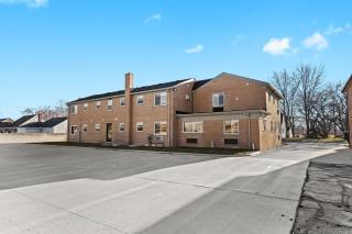 2BR 1BA Eastpointe Apartments- Pet-Friendly Lower - 6