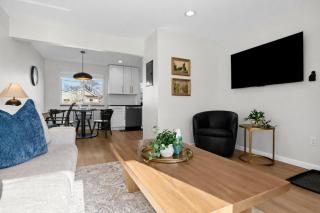 Spacious 1BR 1BA Apartments in Eastpointe - Pet-Fr - 2