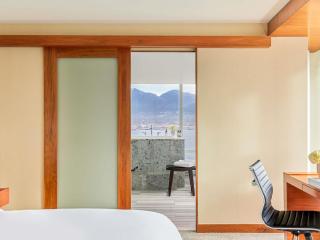 Fairmont Pacific Rim - 3