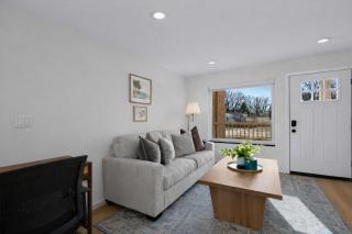 1BR 1Bath Eastpointe Apartments with Pet-Friendly - 0