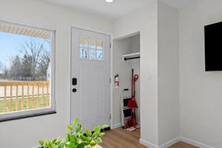 1BR 1Bath Eastpointe Apartments with Pet-Friendly - 1