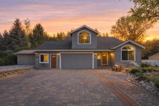 All Seasons Getaway by NW Comfy Cabins - 0