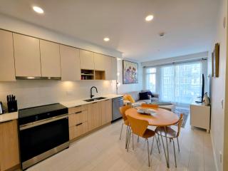 2 bedroom heart of Central Surrey - 6