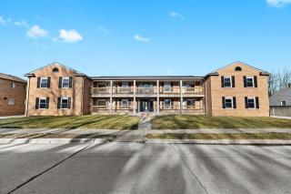 Modern 1BR 1BA Eastpointe Apartments - Pet-Friendly - 4