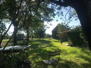 Hilltop Haven in Parlan - 5