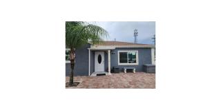 Shared Space in SoSo Coastal Retreat - 9