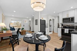 Convenient 1BR 1BA Apartment in Eastpointe - 1