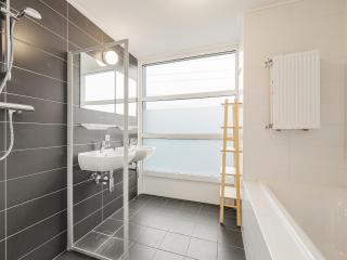 Accessible Villa on the Lake in Midlaren - 1