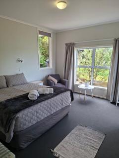 Harbour Lights Hideaway - 3