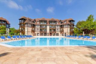 "LE LOFT" , 4 Personnes, Rez de jardin, Terrasse, Piscine Deauville - 0