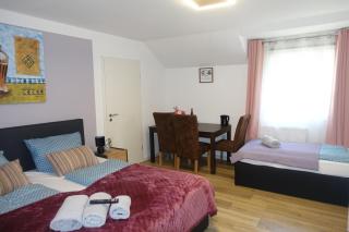 Hotel Silonce Radevormwald am See -ruhige Lage im Grünen, Parkplatz und Garten ideal für Natur und Wanderfans - Radevormwald - 9