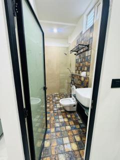 The # 5 story hotel - 7