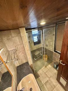 Heaven Inn Munnar - 8