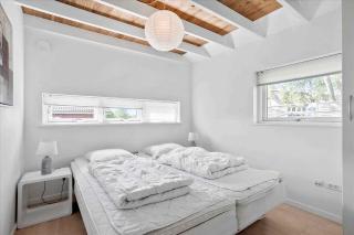 Beach Starry Sky And Peace By The Water - 1