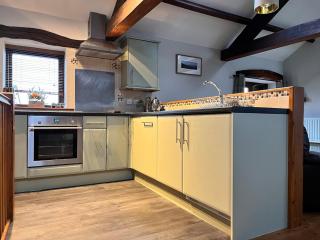 Old Well Cottage Barn Conversion - 3