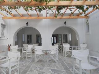 Roussos Beach Hotel - 7