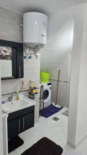 اربد لواء الوسطية كفرعان مجسم البتراء - 6