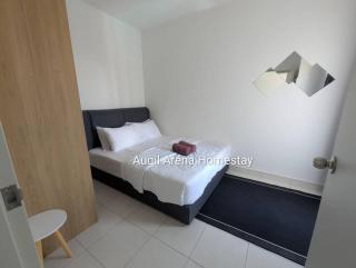 Auqil Arena Homestay at KLIA Sepang - 1