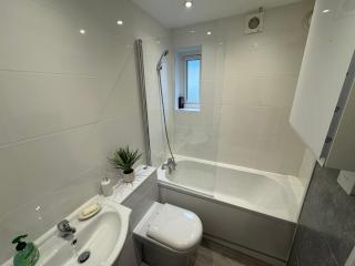 Purley Way Lancing Accommodation - 3