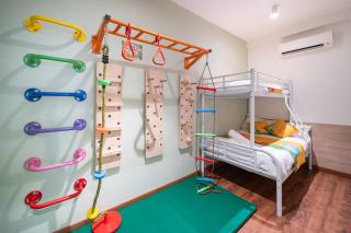 9pax, Slide, RockClimbing, Arcade, near City & MITEC - 9