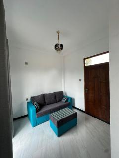 Andrew Transit Villa - Near Airport - 6