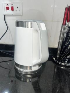 2 Bedroom Apartment in Abuja - 5