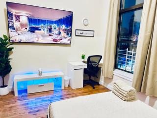 Ultra-Modern Luxury Room Executive Stay Near NYC - 0