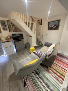 Magnolia Passageway to the Jurassic Coast. - 6