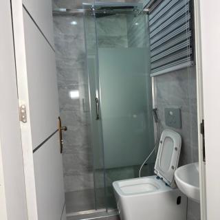 3 Bedroom Apartment in Abuja - 4