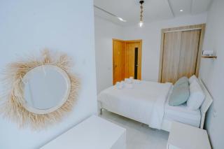 Unique 2BR w Pool Table Cozy & Stylish - 1