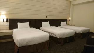 Dreamer Hotel - 4