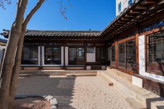 Near Gyeongbokgung Palace Private Hanok - 6