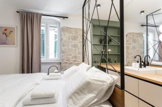 LAVIE LOFT Brand New Two-Level Duplex, 2 bathrooms - 7
