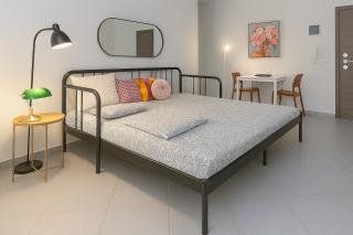 City Center 1BR Apt with Large Balcony - Heraklio - 6
