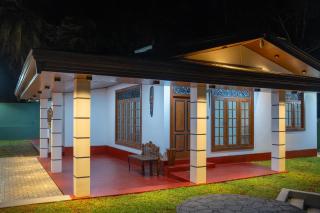 Moonshire Rooms Kalutara - 0