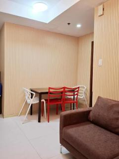 Sunshine100 1Bedroom 65InchesTV PoolGymBilliardPlayground - 1
