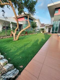 AMZ Homestay Kempadang Perdana - 9