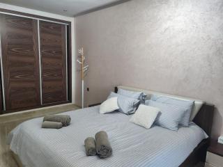 La perle des Sablettes- Résidence Orchidées 2 - Vue Mer, Piscine & Fleuve - 6