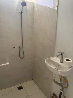 Chambre meubléet calme à Mbour - 5