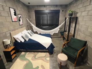 Kazuo520 - Minimalista/Brutalista - 0