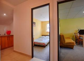 Solina,Bóbrka Barbarosa pokoje,apartamenty,jacuzzi - 2