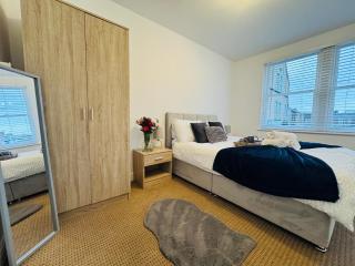 Curwen Apartment - 2 Bedrooms - Sleeps 6 - Workington - 3