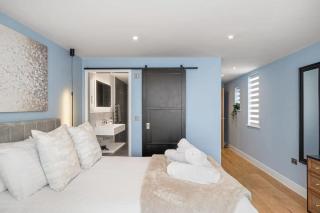 Modern Apartment with Parking nr Seafront - 5