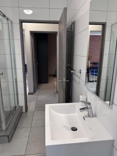 Large 3 Bedroom Apartment in Midrand, Waterfall City - More space than a hotel room - Ideal for families, groups and work trips - 15 Elizabeth Place - 1