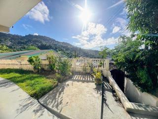 5 mins walk from Kingstown! - McKies Hill Suite #1 - Your Home Away from Home - 7