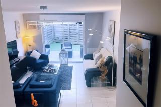 Cozy Family House Double Terrace & Parking - 3