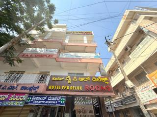 Hotel Ypr Deluxe - 6